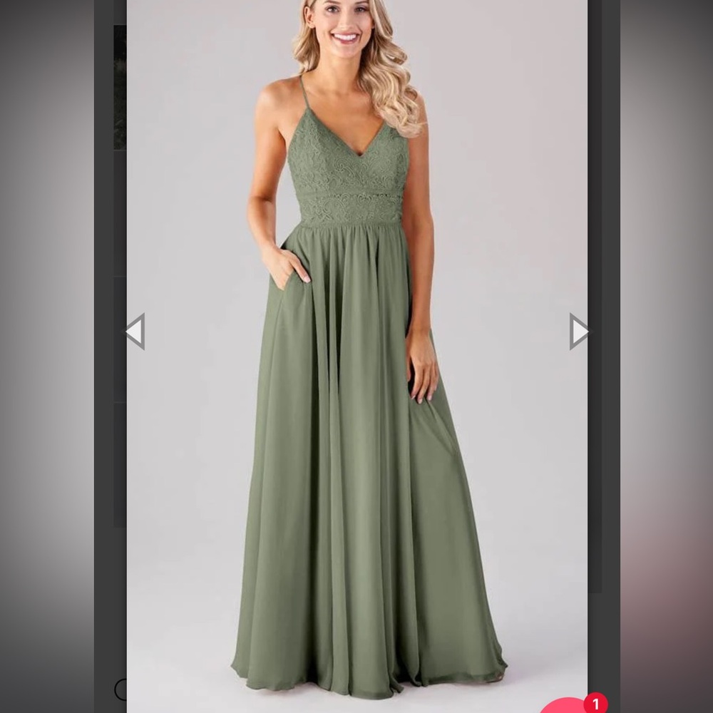 Elegant Moss Lace Maxi Dress/ bridesmaid dress Cameron